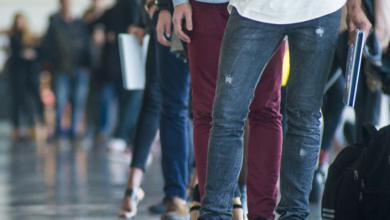 U.S. Jobless Claims Soar to 6.6 Million 8 lineL 1 U.S. Jobless Claims Soar to 6.6 Million