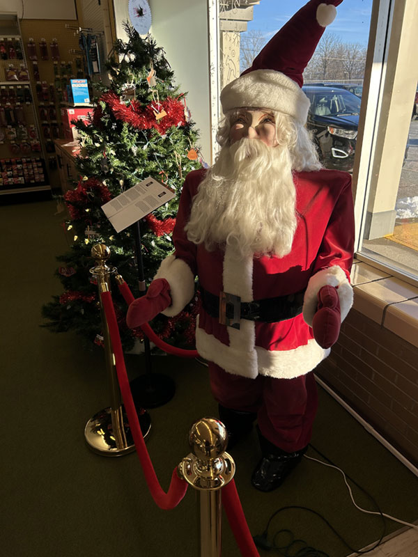 Coldwater Hardware Santa Holiday Displays Drive Traffic and Community Connection for Two Do it Best Retailers