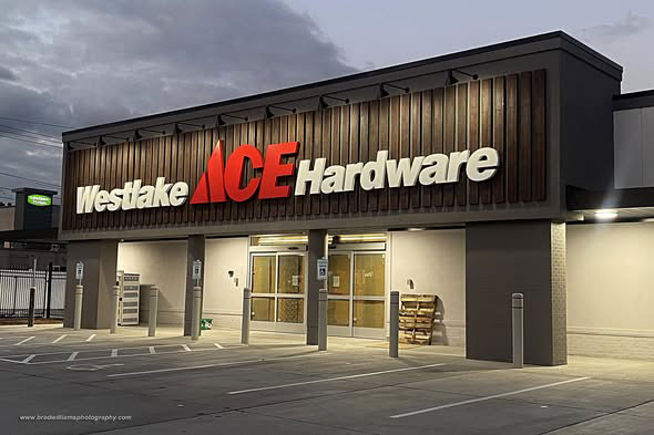 Expansion Fuels Retail Growth in Flat Year 80 Expansion Fuels Retail Growth in Flat Year