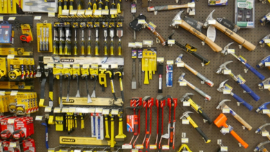 Market Report: Grasping Opportunity in Hand Tools 9 Hand tools display 1 Market Report: Grasping Opportunity in Hand Tools