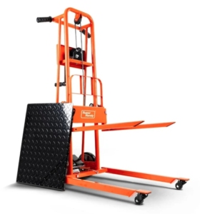 10 Hot Product Finds This Fall 7 SuperHandy Lift 10 Hot Product Finds This Fall
